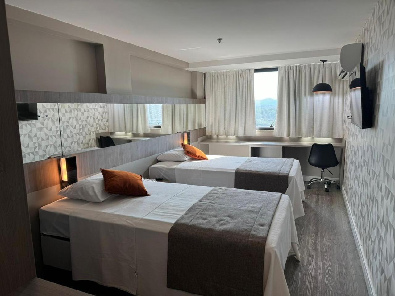 Logic Hotel Volta Redonda Eksteriør billede